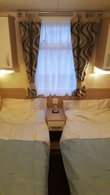 Cozy And Relaxing With Stunning Sea Views Apartment Lytchett Minster Ngoại thất bức ảnh